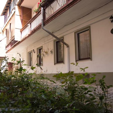 Seek And Hide - Little Julia'S Hideaway Brasov Luaran gambar